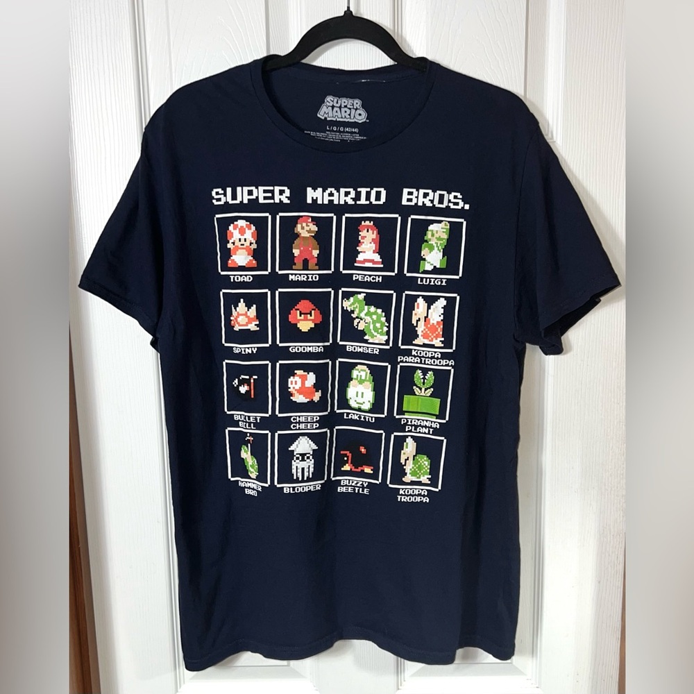 (NWOT) Nintendo Super Mario Graphic Tee T-Shirt Unisex Women’s L (Men’s M)